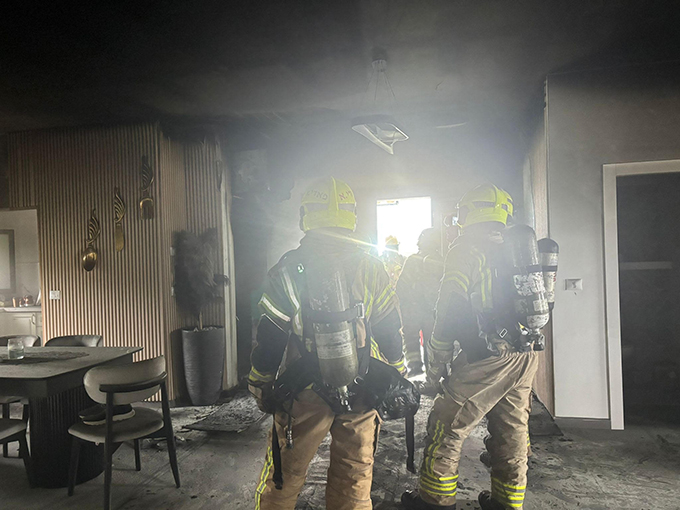 اندلاع حريق داخل منزل في جت المثلث بدون وقوع اصابات 